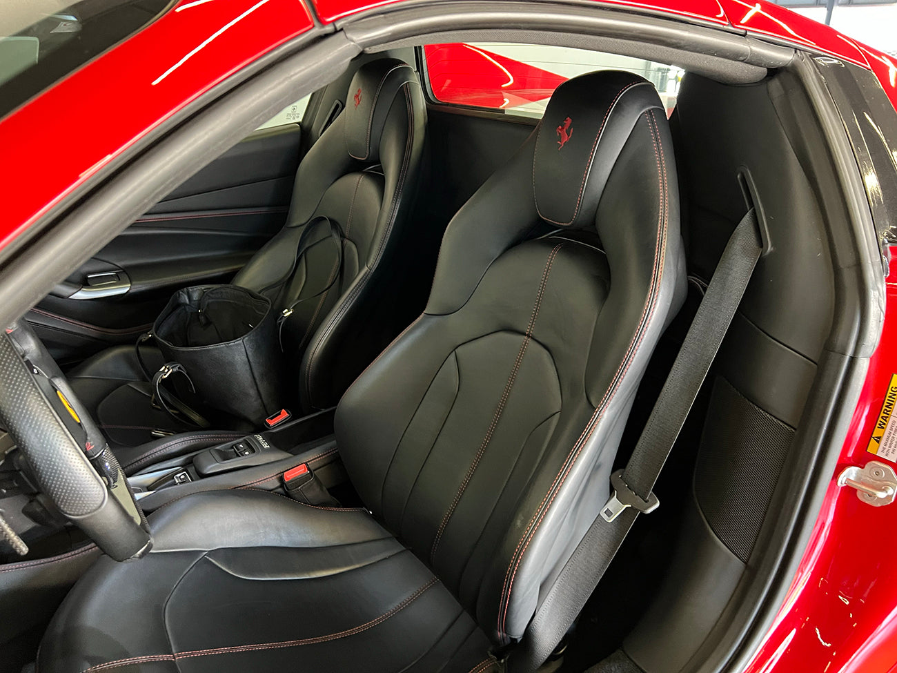 FERRARI F8 SPIDER