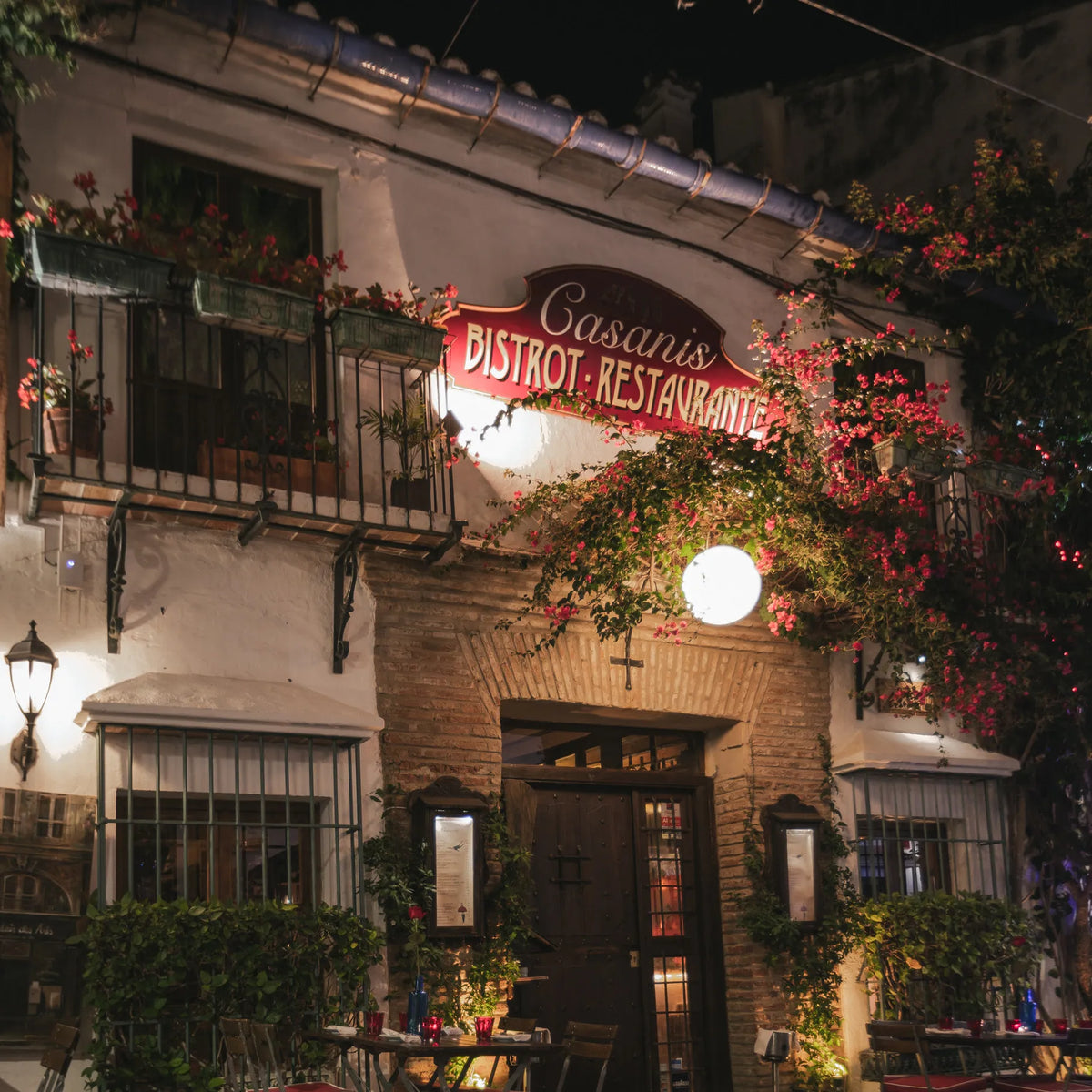 Casanis Bistrot restaurant in Marbella